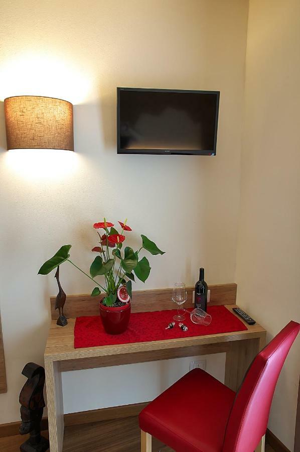 Botton D'Oro Delle Dolomiti Bed & Breakfast Vattaro Bagian luar foto